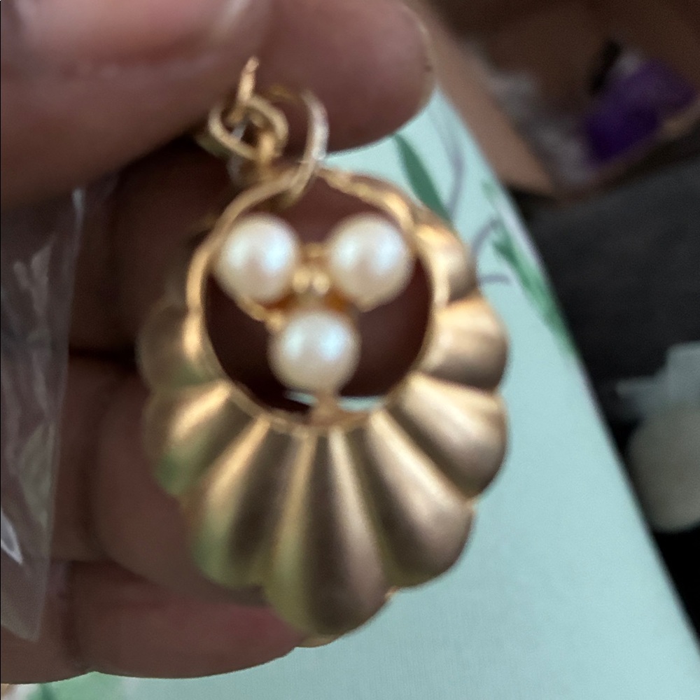 SoHo designs Gold Pendant Necklace long necklace wrap to show details - Picture 7 of 8